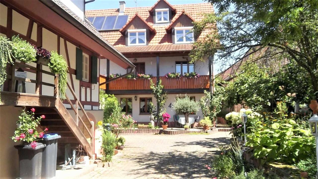 Galerie Ueber Den Gaerten Хербольцхайм Экстерьер фото